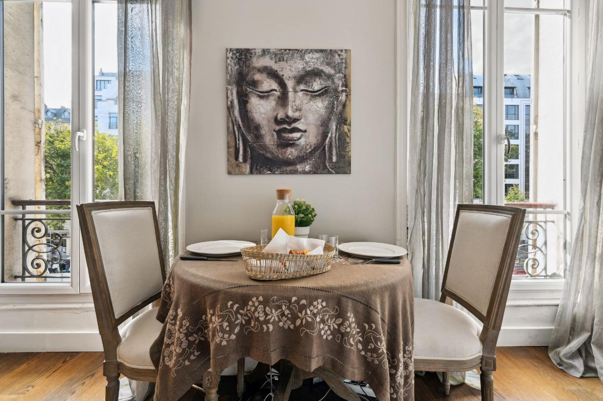 Champs-elysees & Arc De Triomphe - Cityapartmentstay *
